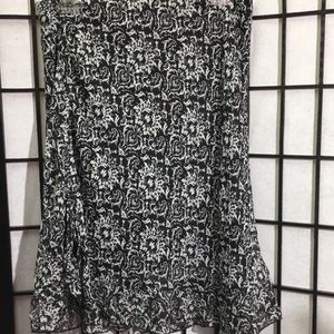Script Skirt Size M
